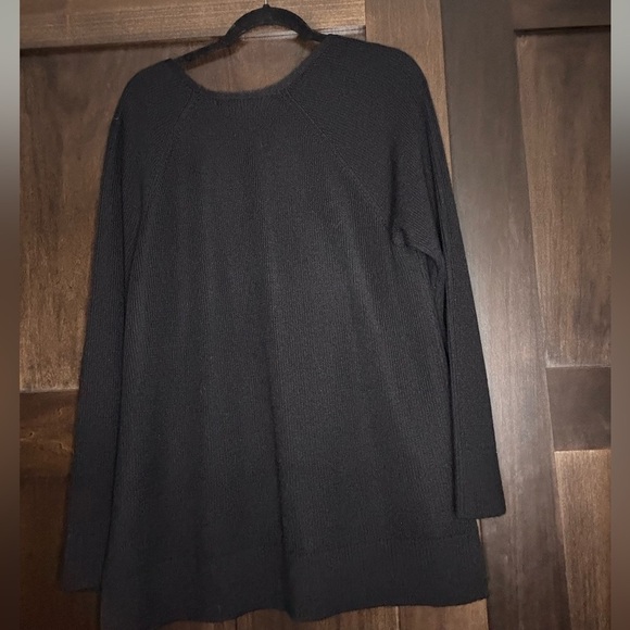 Athleta Hanover Merino V-Neck Sweater - Picture 3 of 3